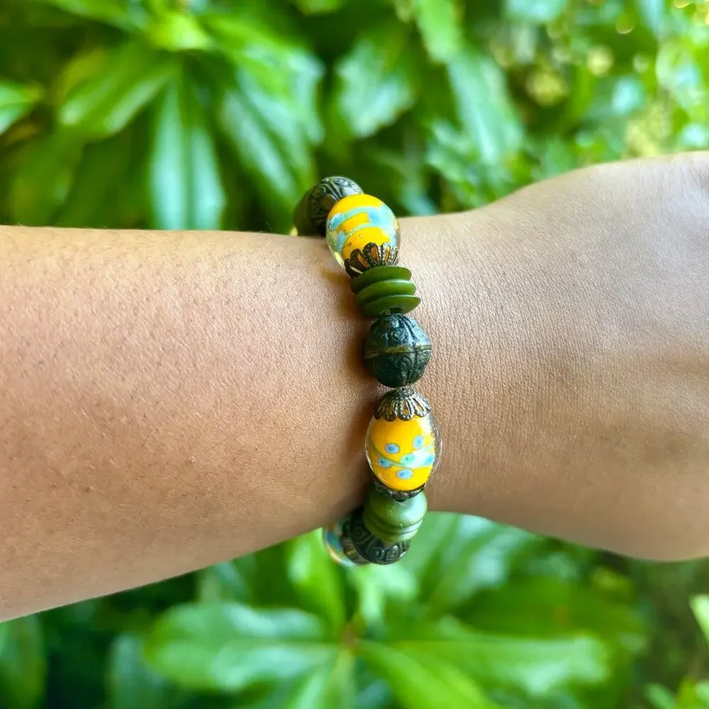 Vintage Yellow & Blue Murano Glass & Forest Green Bead Stretch Bracelet